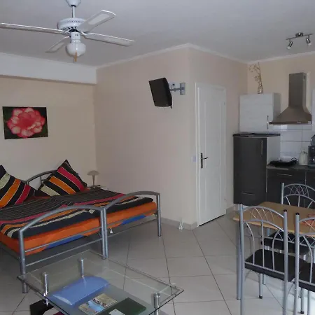Oleander Apartament *